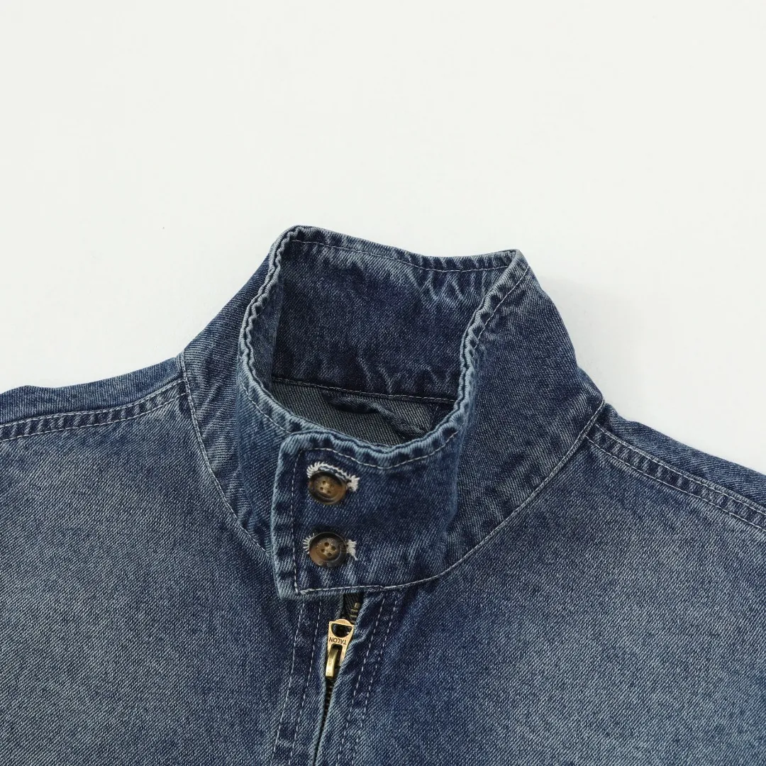 P350 #R18 Ralph Lauren's new women's top stand collar washed jacket. The classic washed fabric is really different from others. The new model is not as stiff as the old one. I think it is easier to wear. The most classic one is probably it. Japanese Tajima machines are used to ensure exquisite three-dimensional embroidery, which is what I said is different from what is on the market. Regarding the workmanship, the version is a loose version that can be worn by boys and girls!! The jacket may be worn for a longer time and will be traveling on October 1st for the Mid-Autumn Festival. Retro will never go out of style. Color: washed blue Size: S-XL S: Bust 110, length 59, sleeve length 62, shoulder width 43 M: Bust 114, length 61, sleeve length 64, shoulder width 45 L: Bust 118, length 63, sleeve length 66, shoulder width 47 XL: Bust 122, length 65, sleeve length 68, shoulder width 49